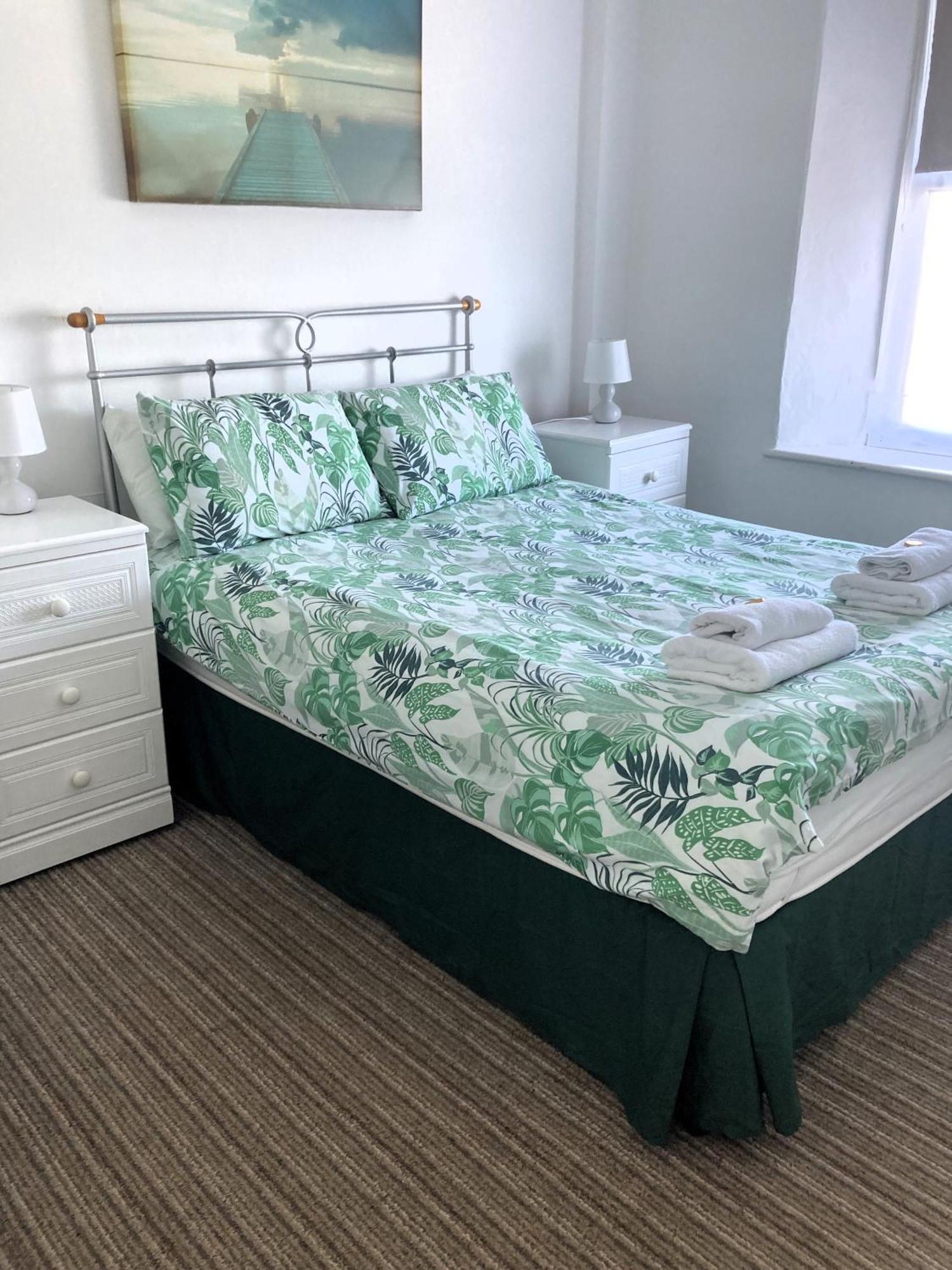 Donnington Guesthouse Truro Ngoại thất bức ảnh
