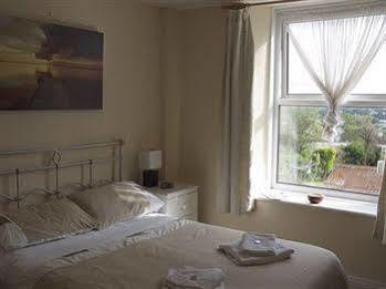 Donnington Guesthouse Truro Ngoại thất bức ảnh